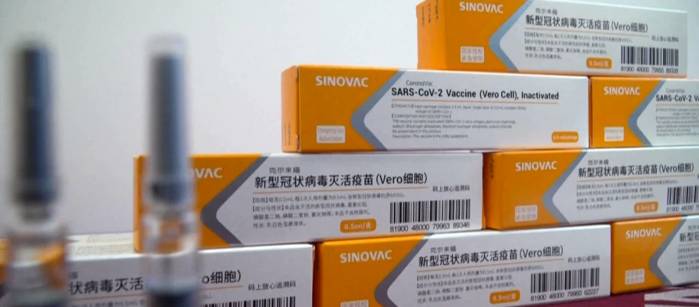 Ουκρανία: Θα εμβολιαστεί και με κινεζική «τεχνολογία» - Εγκρίθηκαν οι δόσεις της Sinovac